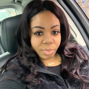 Meet your Posher, Dana